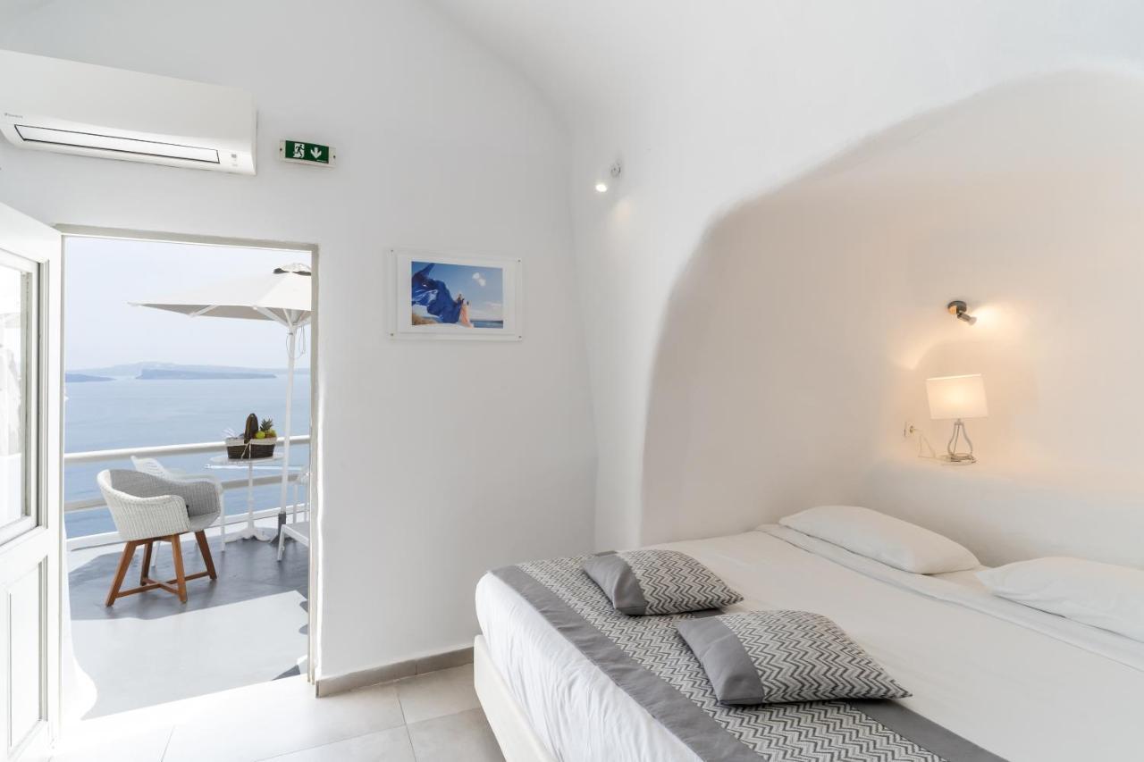 Vogue Suites Ia Exterior foto