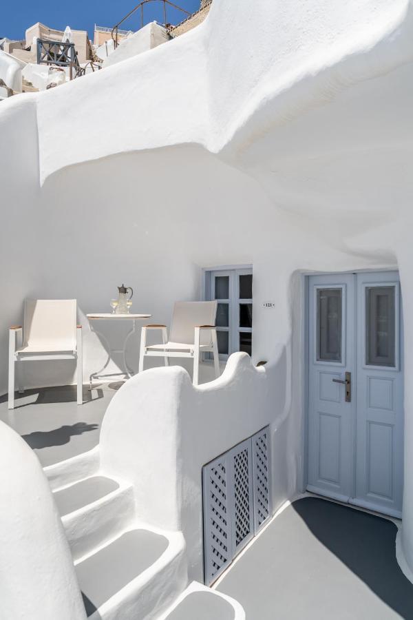 Vogue Suites Ia Exterior foto